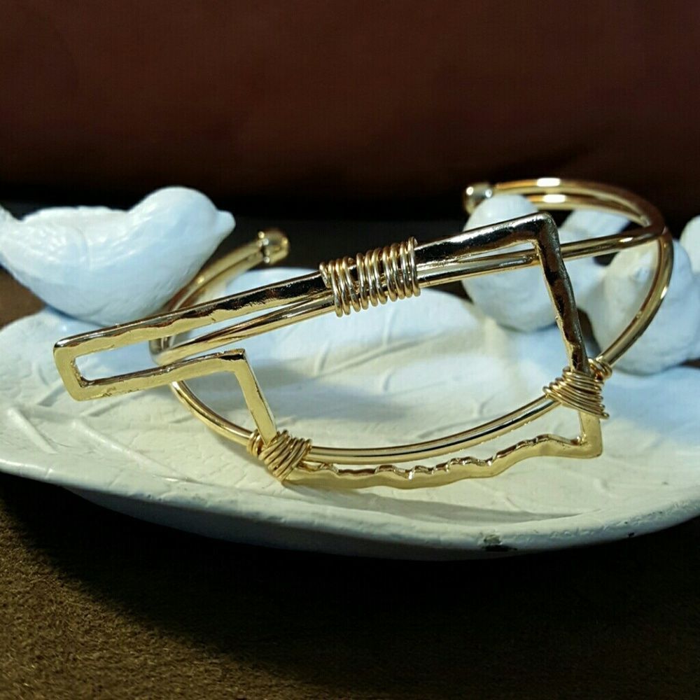 𝅺NEW Oklahoma cuff bracelet bangle gold plate adjustable